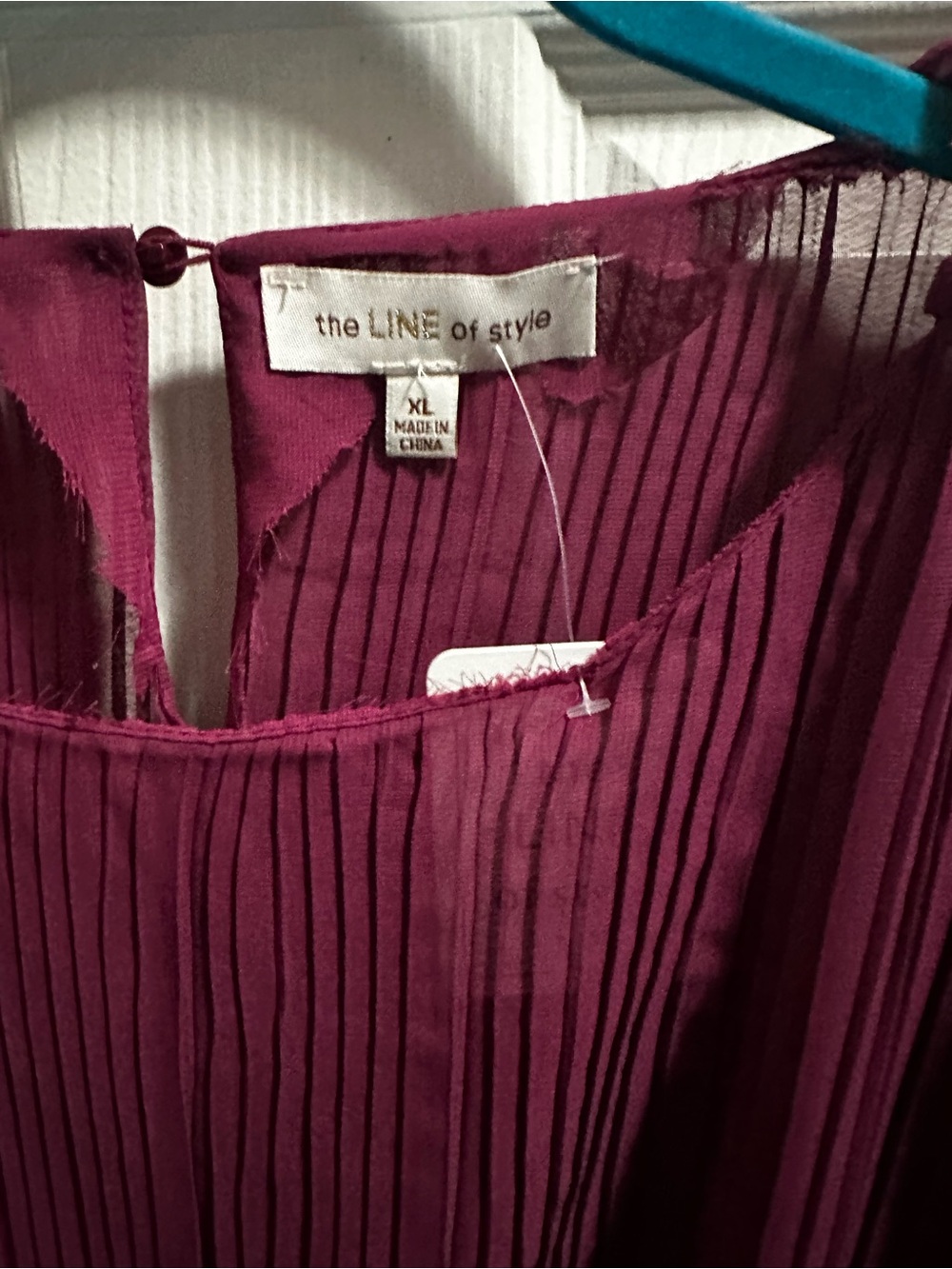 The Line of Style Ruffled Pleat-Detail Wine Blouse size XL - Picture 6 of 6